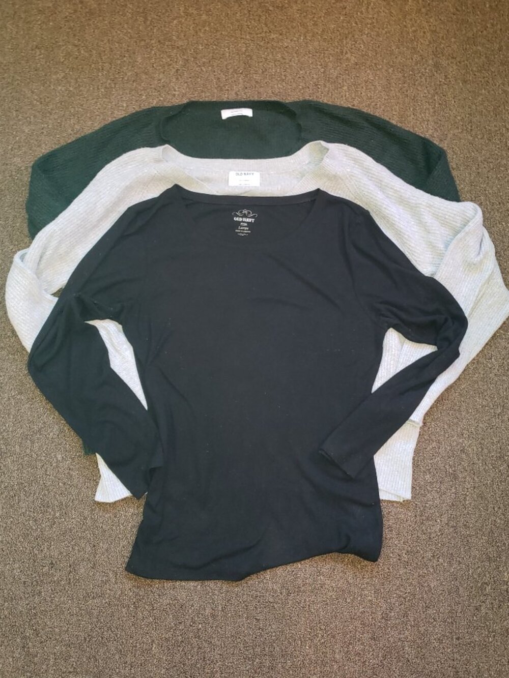 Old Navy V-neck Bundle